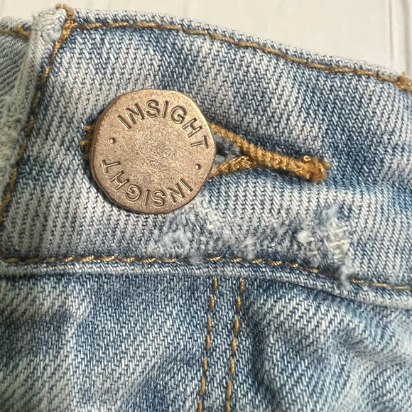 Bleach USA Distressed Denim Shorts | Size 4 | Raw Hem‎ Rebel Thrashed Grunge - Picture 3 of 15